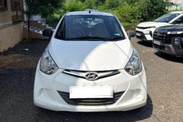 Hyundai EON Era Plus Second-hand 2015 Hyundai EON Era Plus for sale in Guna