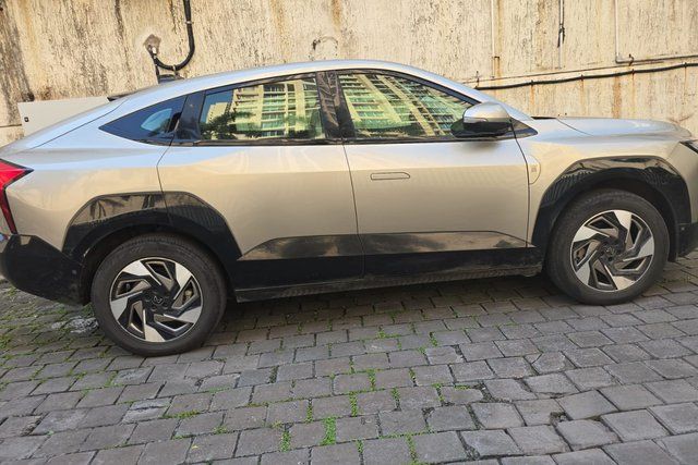 Mahindra XEV 9e Pack Three Select 11.2kw Charger Second-hand 2025 Mahindra XEV 9e Pack Three Select 11.2kw Charger for sale in Mumbai
