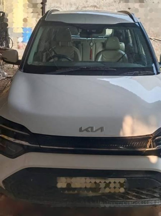 Kia Carens Luxury Plus Diesel AT BSVI Second-hand 2023 Kia Carens Luxury Plus Diesel AT BSVI for sale in New Delhi