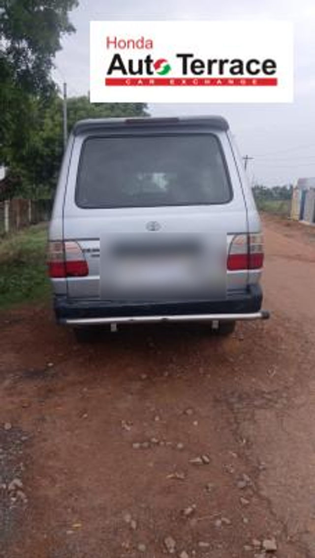 Second-hand 2002 Toyota Qualis FS बी4 for sale in Vellore