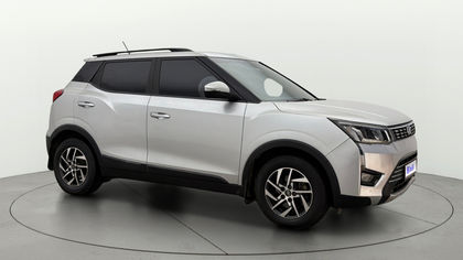 2022 Mahindra XUV300 W8 डीजल Sunroof बीएस6