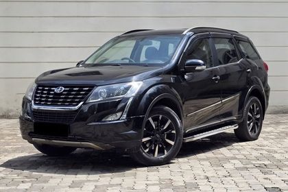 2019 Mahindra XUV500 W11 FWD डीजल