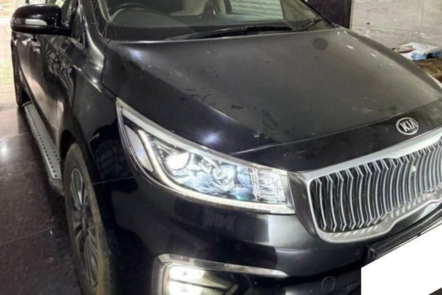 Kia Carnival Prestige 6 STR Second-hand 2020 Kia Carnival Prestige 6 STR for sale in New Delhi