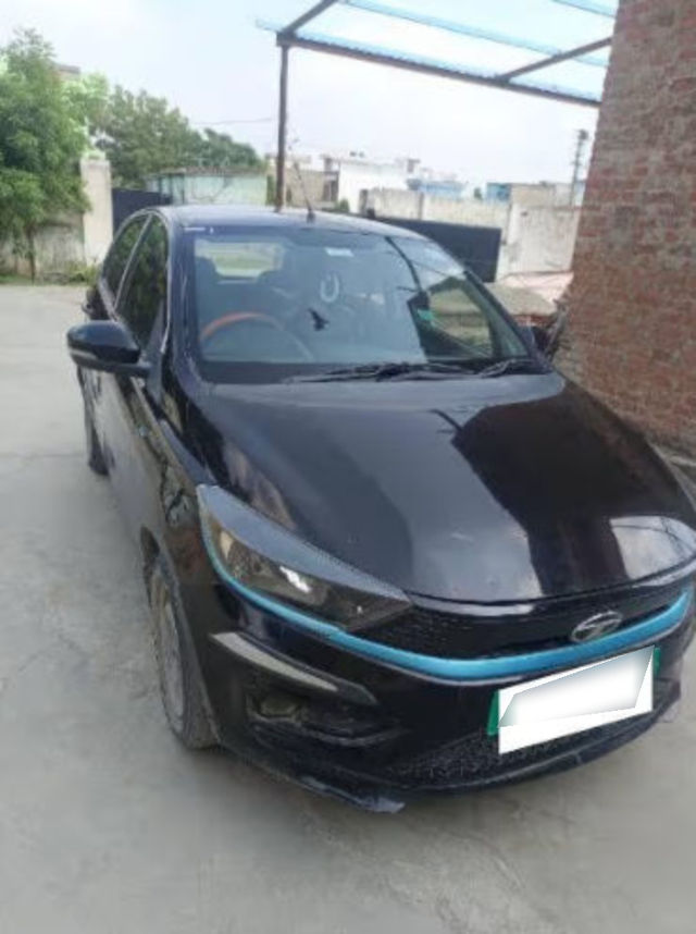 Tata Tiago EV एक्सटी LR Second-hand 2023 Tata Tiago EV एक्सटी LR for sale in Jaipur