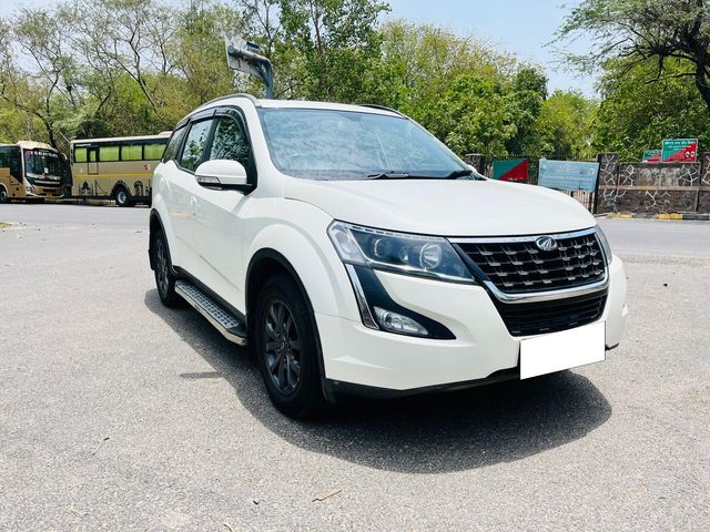 Mahindra XUV500 W9 Second-hand 2021 Mahindra XUV500 W9 for sale in New Delhi