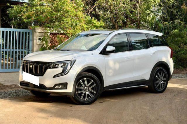 Mahindra XUV700 AX7 Diesel AT BSVI Second-hand 2022 Mahindra XUV700 AX7 Diesel AT BSVI for sale in Nashik