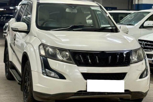 Mahindra XUV500 AT W10 AWD Second-hand 2018 Mahindra XUV500 AT W10 AWD for sale in Mumbai