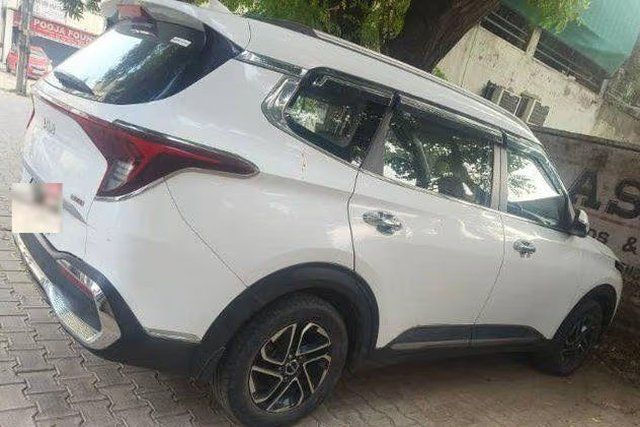 Kia Carens प्रेस्टीज प्लस टर्बो 2022-2023 Second-hand 2022 Kia Carens प्रेस्टीज प्लस टर्बो 2022-2023 for sale in Chandigarh