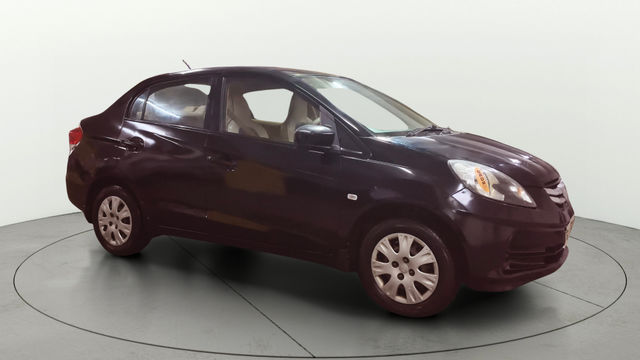 Honda Amaze S i-Vtech Second-hand 2013 Honda Amaze S i-Vtech for sale in Surat