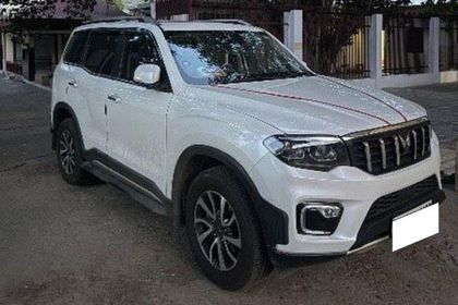 2026 Mahindra Scorpio N जेड8एल 6-सीटर डीजल एटी