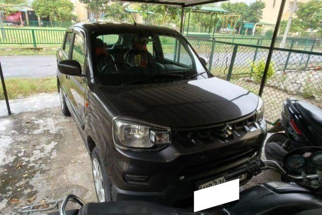Maruti Suzuki S-Presso वीएक्सआई प्लस 2019-2022 Second-hand 2020 Maruti Suzuki S-Presso वीएक्सआई प्लस 2019-2022 for sale in Raebareli