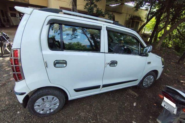 Maruti Suzuki Wagon R LXI CNG Second-hand 2013 Maruti Suzuki Wagon R LXI CNG for sale in Panvel