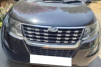 2019 Mahindra XUV500 W11 AT BSIV