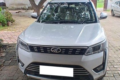 2019 Mahindra XUV300 W6 बीएस4