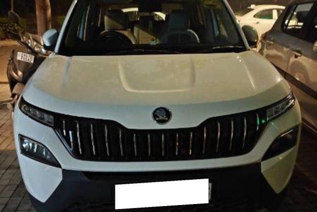 Skoda Kylaq सिग्नेचर प्लस एटी Second-hand 2025 Skoda Kylaq सिग्नेचर प्लस एटी for sale in Mohali