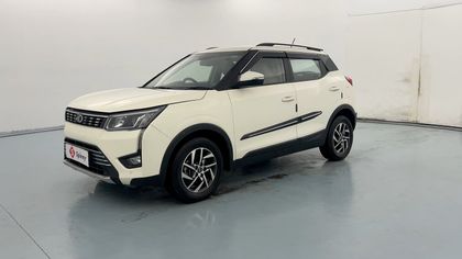 2022 Mahindra XUV300 W8 Opt