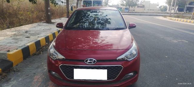 Hyundai i20 एस्टा 1.2 Second-hand 2014 Hyundai i20 एस्टा 1.2 for sale in Mysore