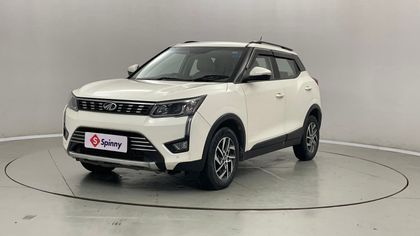 2022 Mahindra XUV300 W8 Opt