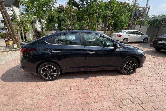 Second-hand 2021 Hyundai Verna SX IVT Opt for sale in Ahmedabad