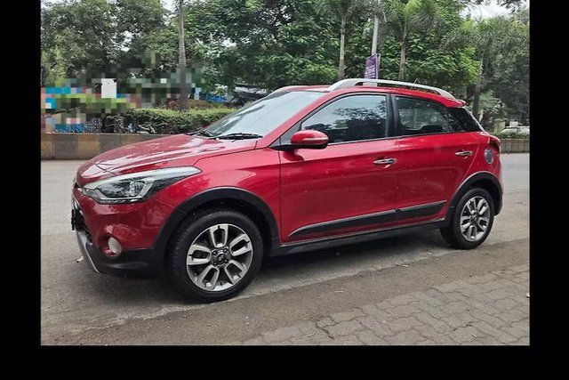 Hyundai i20 Active 1.2 SX Second-hand 2016 Hyundai i20 Active 1.2 SX for sale in Thane