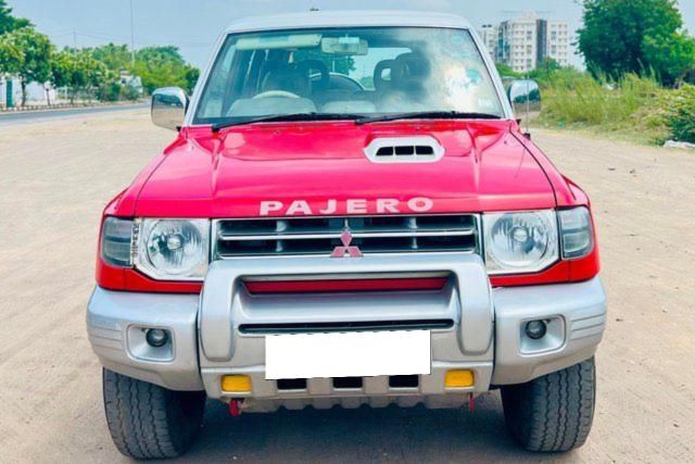 Mitsubishi Pajero 2.8 SFX Second-hand 2012 Mitsubishi Pajero 2.8 SFX for sale in Vadodara
