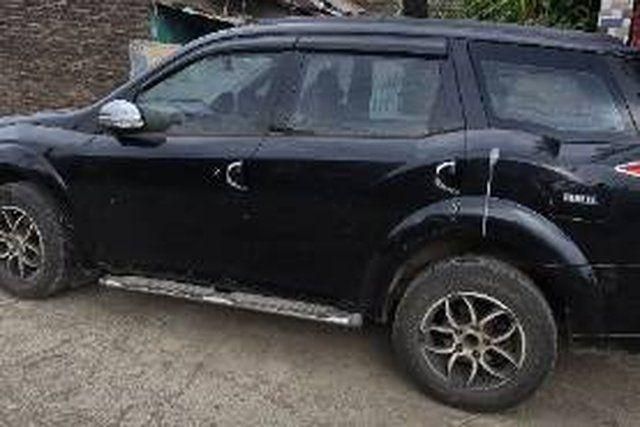 Mahindra XUV500 W4 Second-hand 2014 Mahindra XUV500 W4 for sale in Hyderabad