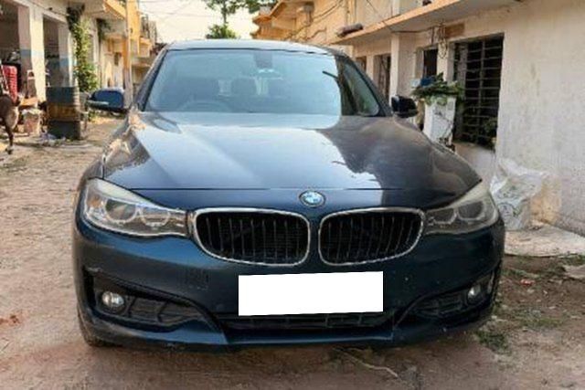 BMW 3 Series GT Luxury Line Second-hand 2016 BMW 3 Series GT Luxury Line for sale in Balrampur