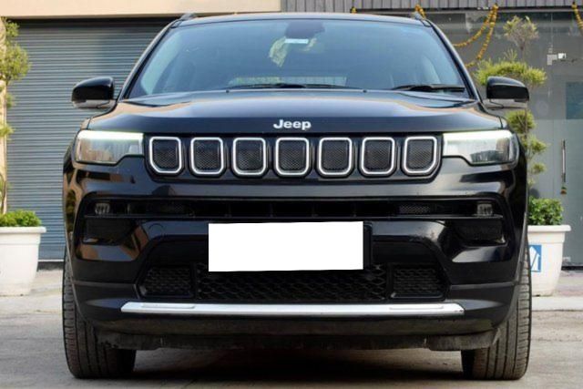 Jeep Compass 2.0 Limited 4x4 Opt डीजल AT बीएस6 Second-hand 2022 Jeep Compass 2.0 Limited 4x4 Opt डीजल AT बीएस6 for sale in New Delhi
