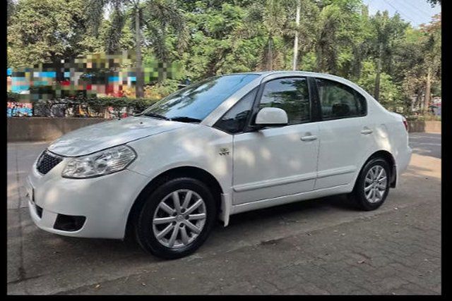 Second-hand 2013 Maruti Suzuki SX4 ZXI MT BSIV for sale in Thane