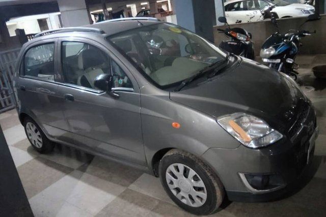 Chevrolet Spark 1.0 LT Second-hand 2013 Chevrolet Spark 1.0 LT for sale in Jamnagar
