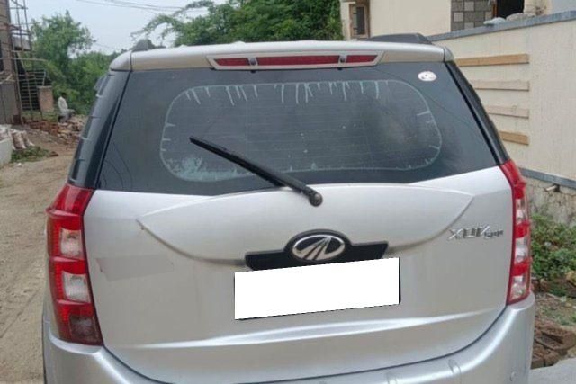 Second-hand 2012 Mahindra XUV500 W8 FWD for sale in Hyderabad