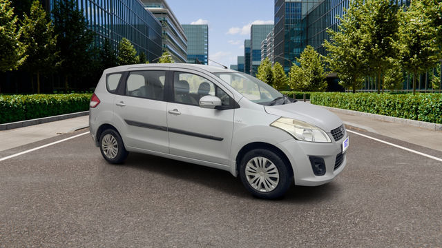 Second-hand 2013 Maruti Suzuki Ertiga वीएक्सआई सीएनजी 2022-2023 for sale in Pune