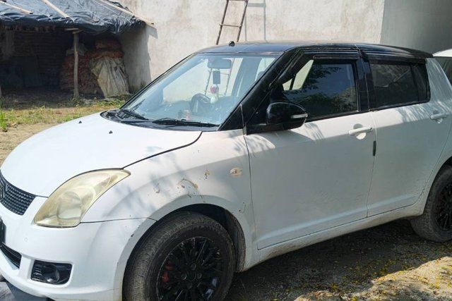 Maruti Suzuki Swift VXI Second-hand 2011 Maruti Suzuki Swift VXI for sale in Rudrapur