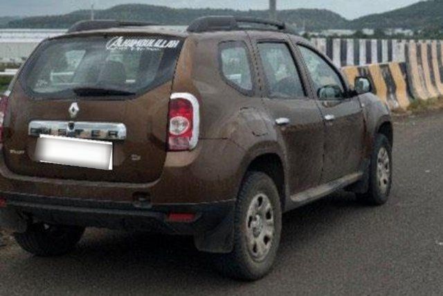 Renault Duster पेट्रोल RxL Second-hand 2013 Renault Duster पेट्रोल RxL for sale in Aurangabad