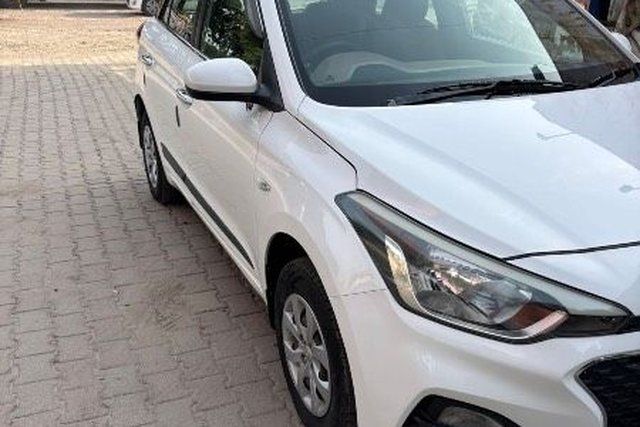 Hyundai i20 पेट्रोल मैग्ना Second-hand 2019 Hyundai i20 पेट्रोल मैग्ना for sale in Gurgaon
