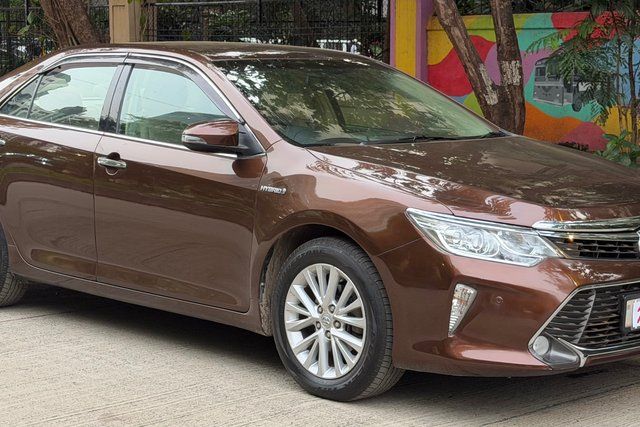 Toyota Camry हाइब्रिड Second-hand 2016 Toyota Camry हाइब्रिड for sale in Mumbai
