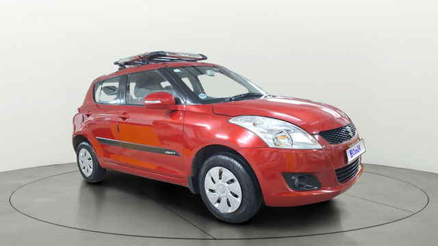 Second-hand 2013 Maruti Suzuki Swift VXI for sale in Visakhapatnam