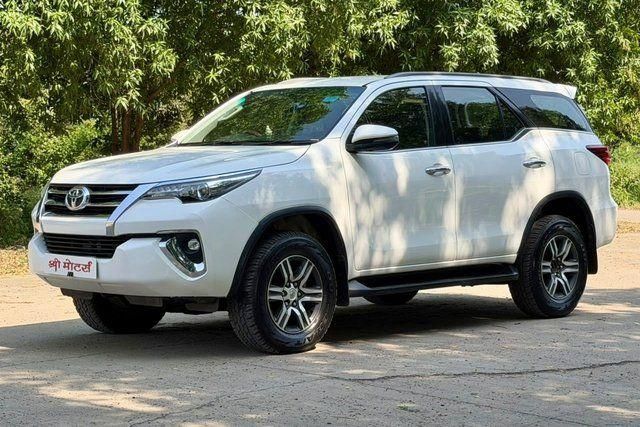 Toyota Fortuner 2.7 2WD MT बीएस4 Second-hand 2019 Toyota Fortuner 2.7 2WD MT बीएस4 for sale in Indore