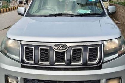 2019 Mahindra TUV 300 T10 BSIV