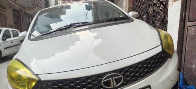 Tata Tiago 1.2 Revotron XE Second-hand 2018 Tata Tiago 1.2 Revotron XE for sale in New Delhi