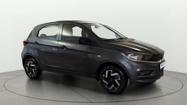 Tata Tiago 1.2 Revotron XM Option Second-hand 2025 Tata Tiago 1.2 Revotron XM Option for sale in Noida