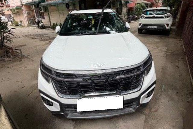 Kia Seltos जीटीएक्स डीजल एटी Second-hand 2024 Kia Seltos जीटीएक्स डीजल एटी for sale in New Delhi