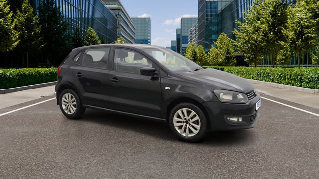 Second-hand 2014 Volkswagen Polo 1.2 एमपीआई Trendline for sale in Pune