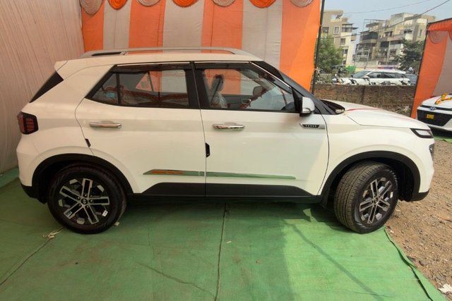 Hyundai Venue S Opt Turbo DCT Second-hand 2025 Hyundai Venue S Opt Turbo DCT for sale in Jalgaon