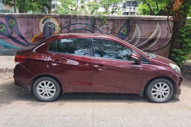 Honda Amaze वीएक्स AT i-Vtech Second-hand 2014 Honda Amaze वीएक्स AT i-Vtech for sale in Thane