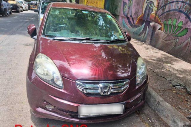 Honda Amaze VX AT i-Vtech Second-hand 2014 Honda Amaze VX AT i-Vtech for sale in Thane