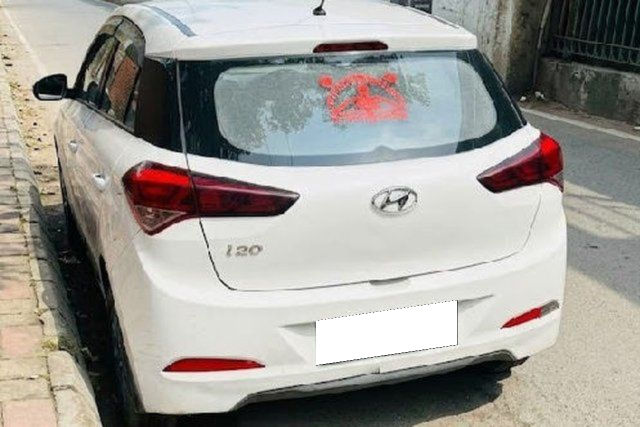 Hyundai i20 1.2 Magna Executive Second-hand 2017 Hyundai i20 1.2 Magna Executive for sale in New Delhi
