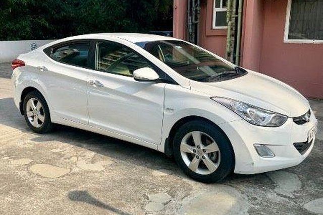 Hyundai Elantra SX AT Second-hand 2015 Hyundai Elantra SX AT for sale in Bangalore