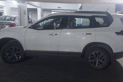2022 टाटा सफारी XTA Plus AT BSVI