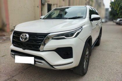 2025 Toyota Fortuner नियो ड्राइव